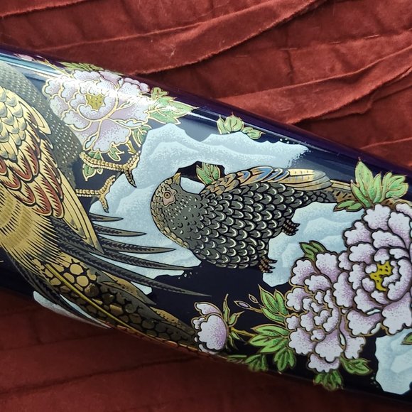 DARK BLUE & GOLD JAPANESE VASE-PEACOCKS & PINK FLOWERS-9 1/2" TALL - Picture 3 of 16